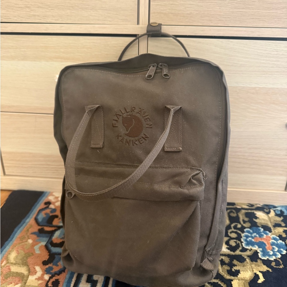 Fjallraven Kanken Classic Backpack Tote in Brown